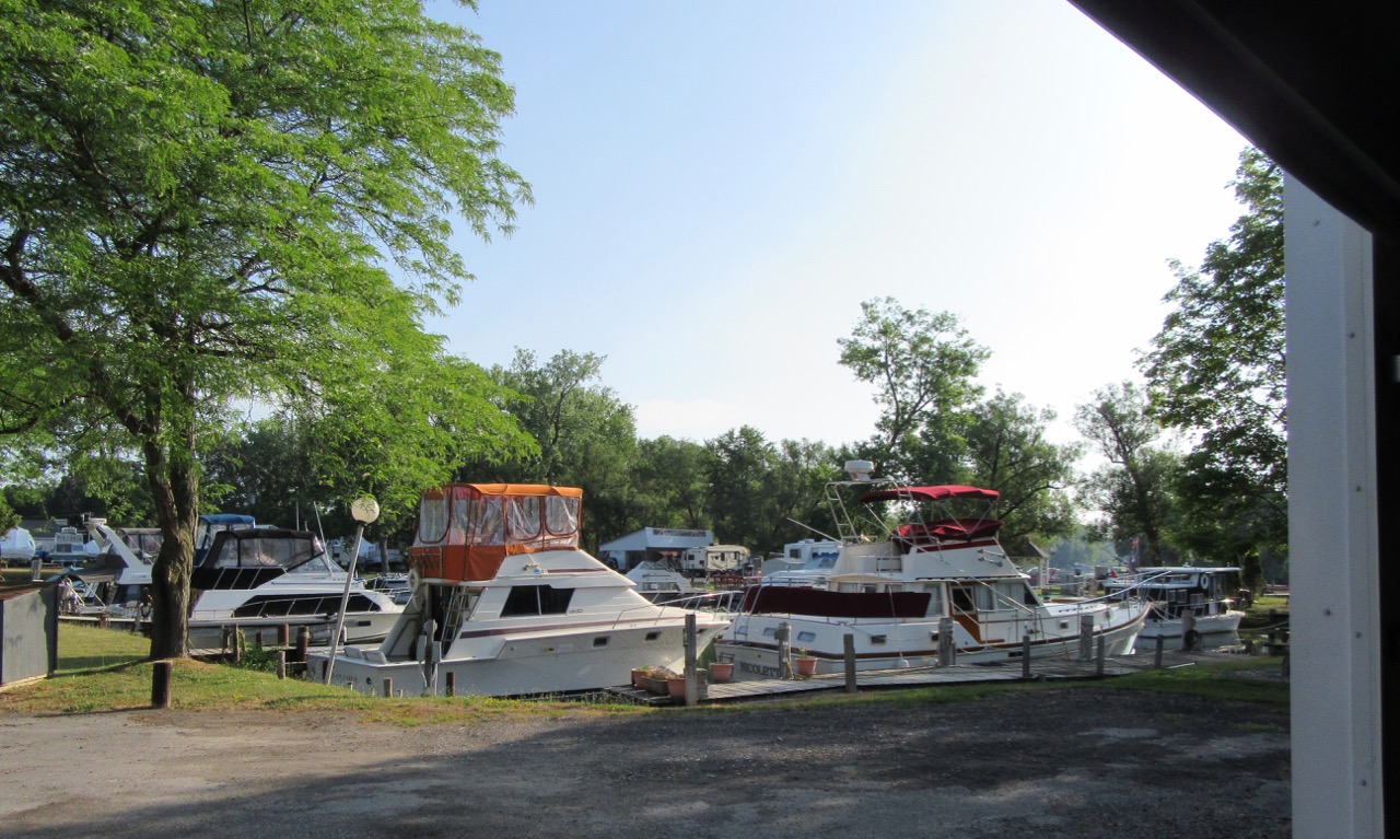 Facilities at Inland Harbor Marina